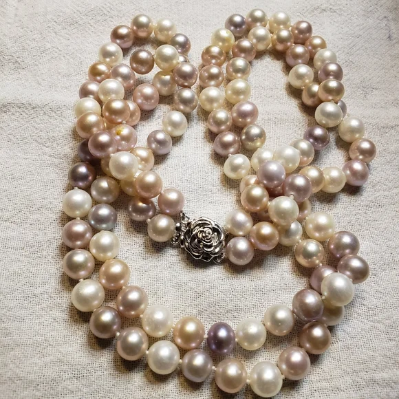 Elegant Vintage Cultured Pearl Necklace with 925 Silver Clasp - Picture 2 of 11
